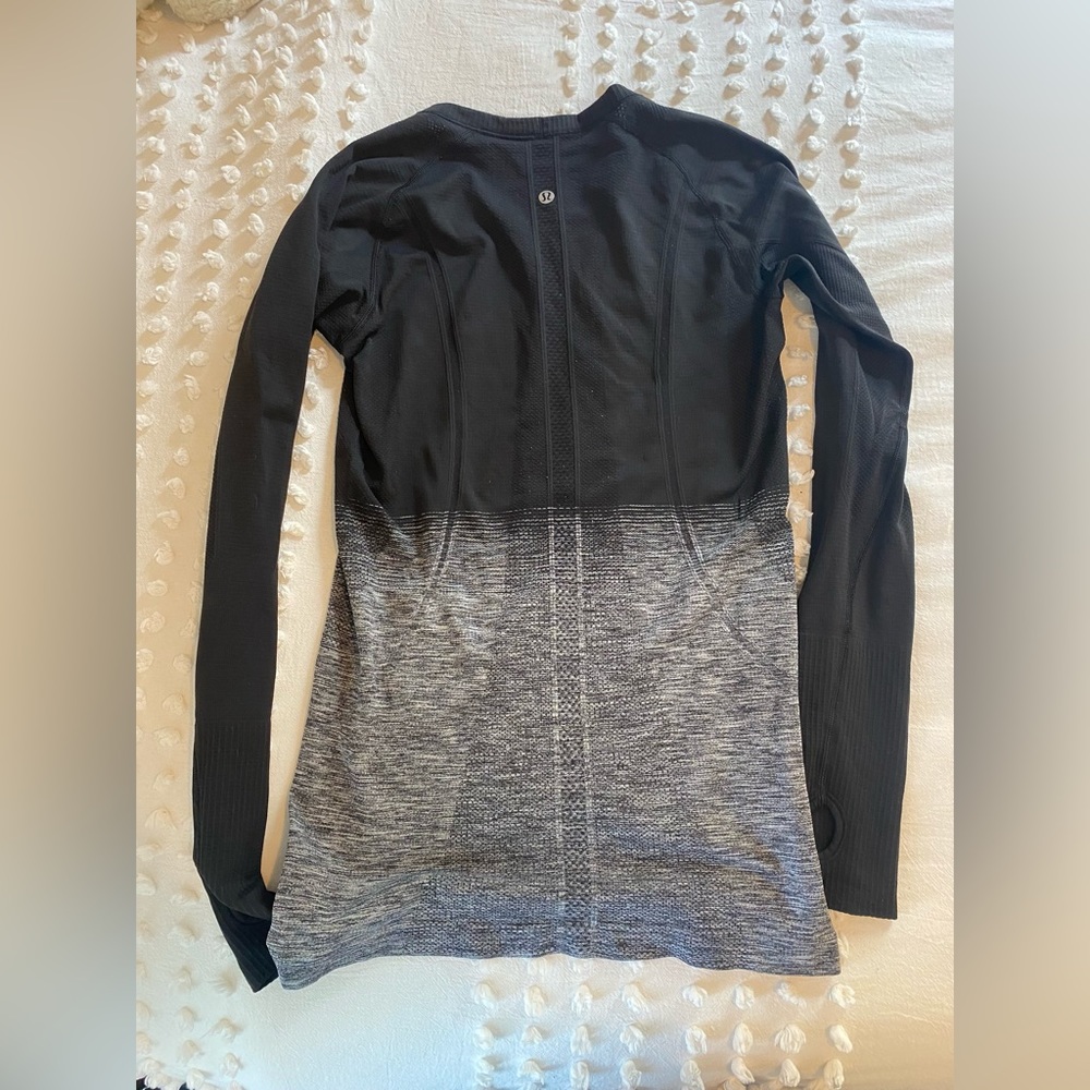 Lululemon swiftly tech long sleeve